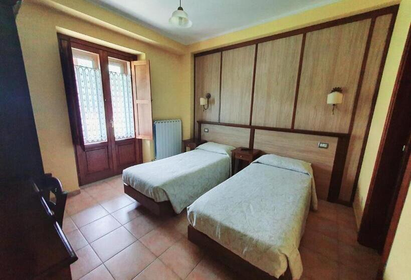 هتل Albergo Del Sangro