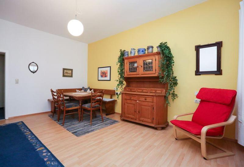 ホテル Backerwirt   Wohnen Und Schlafen