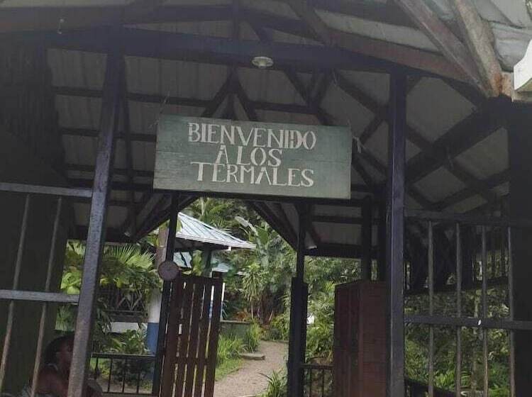 هتل Cabaña Los Termales