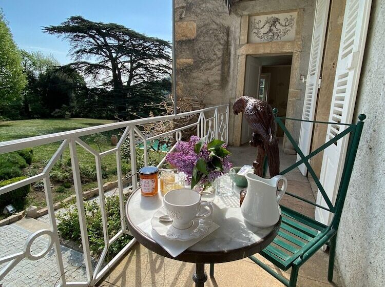 فندق Château Des Janroux