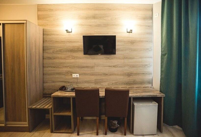 בית מלון כפרי City2