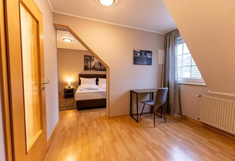 فندق Fronhof Mettendorf