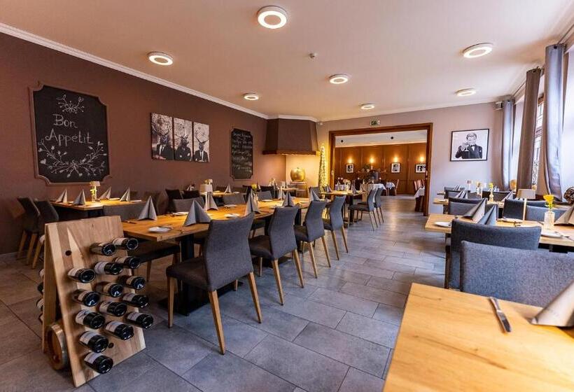 فندق Fronhof Mettendorf