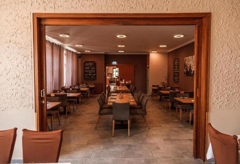 فندق Fronhof Mettendorf