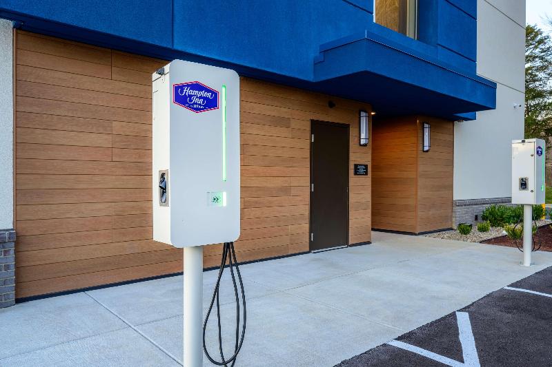 בית מלון כפרי Hampton Inn Ashland City, Tn