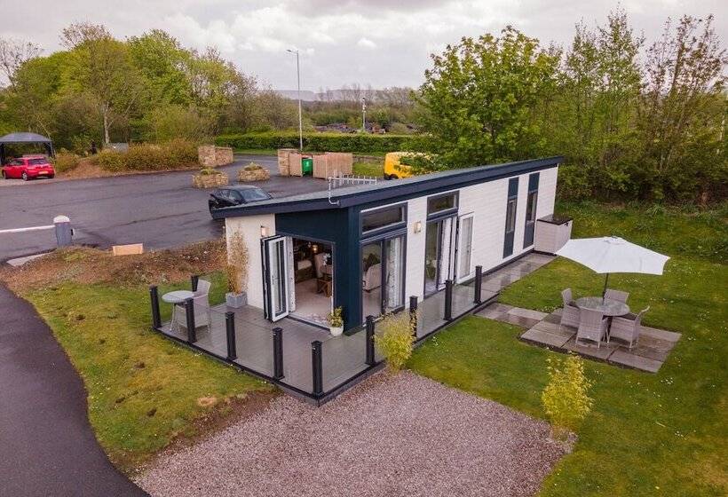 בית מלון כפרי Inside No 1 Retreat Carnforth