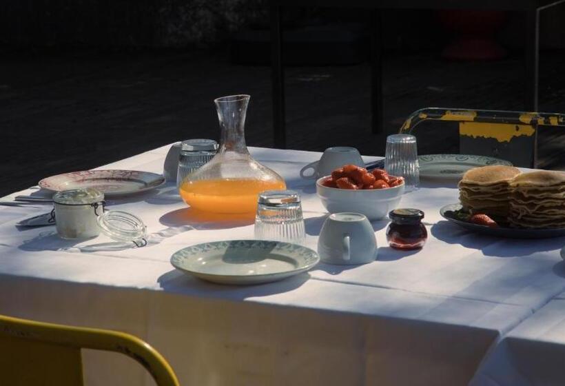 ホテル L Hôtel Du Garage Des Cevennes