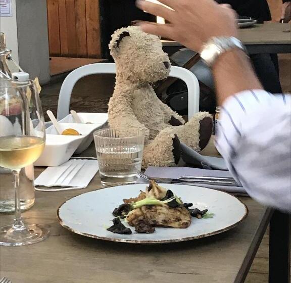 ホテル L Hôtel Du Garage Des Cevennes