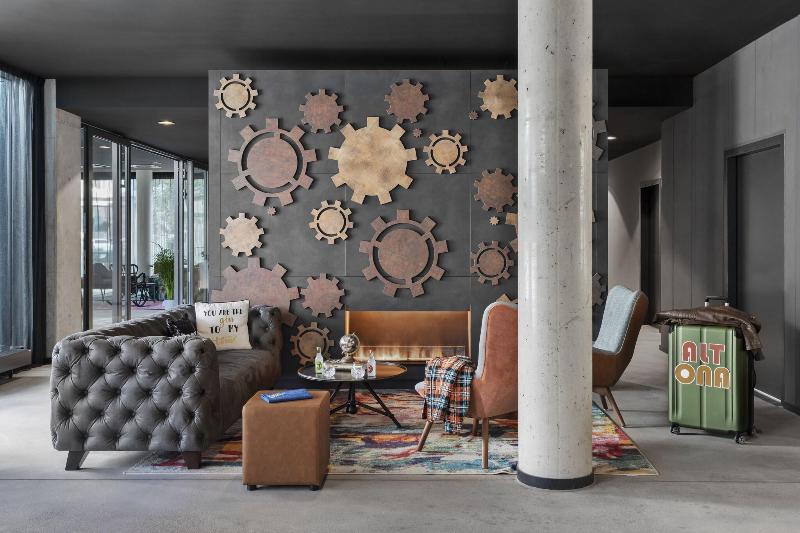 ホテル Moxy Hamburg Altona