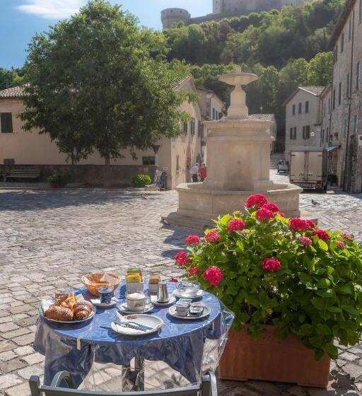 בית מלון כפרי San Leo Albergo Diffuso