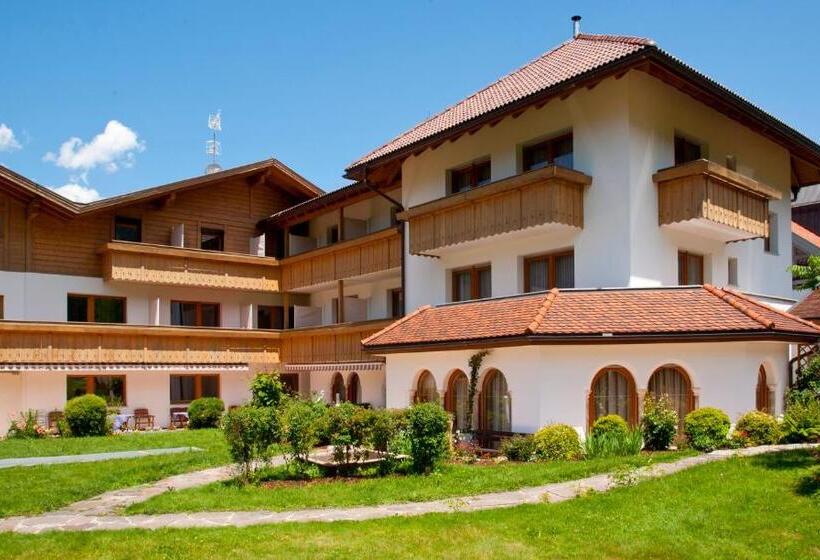 בית מלון כפרי Tannenhof