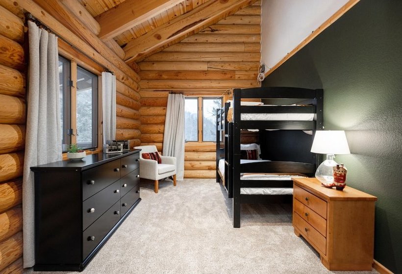 Iconic Log Cabin Escape Idaho Springs Hot Tub