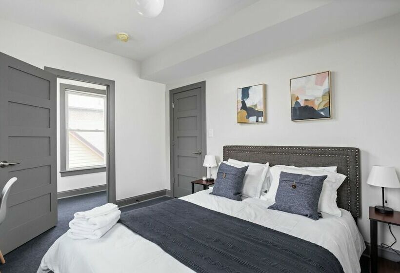 Modern Architect S Duplex By Cozysuites