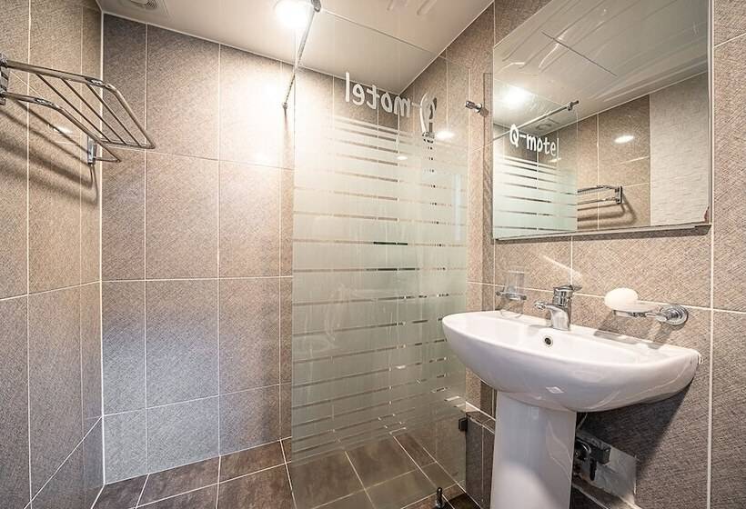 Мотель Geojedo Gohyeon Q