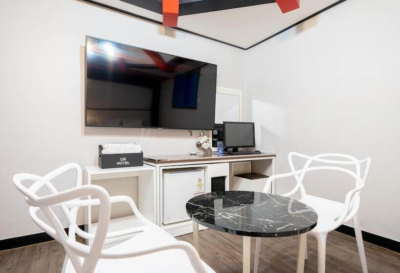 مُتل Busan Seomyeon X