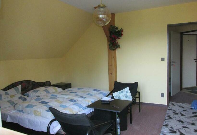 ペンション Dum Eva