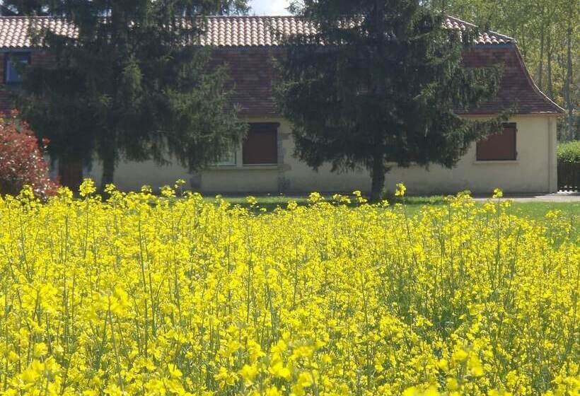 פנסיון Le Noyer