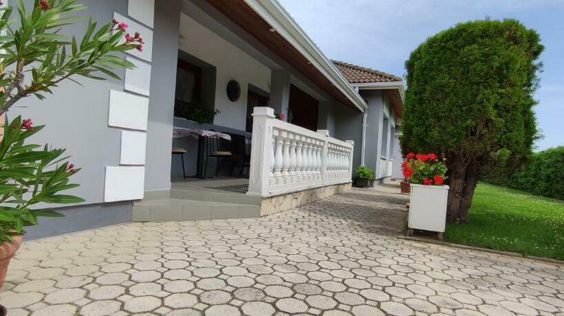 膳宿费 Marica Vendégház