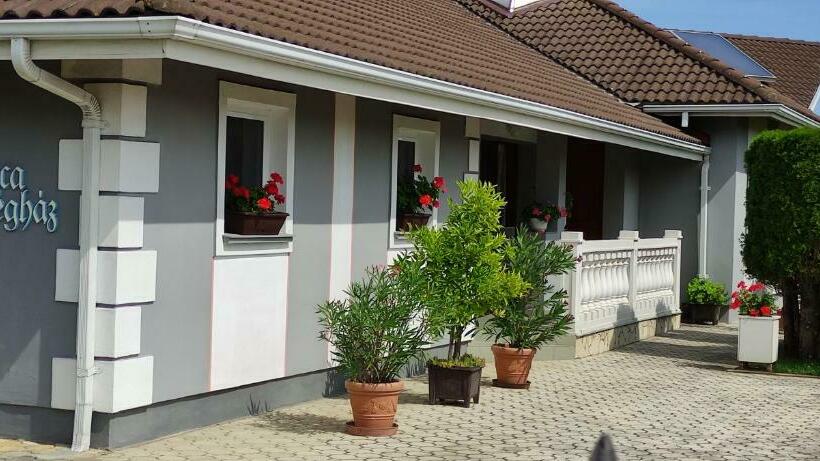 膳宿费 Marica Vendégház