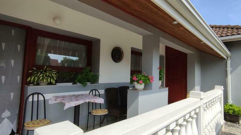 膳宿费 Marica Vendégház