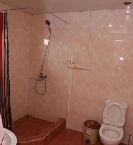 פנסיון Noravank B&b