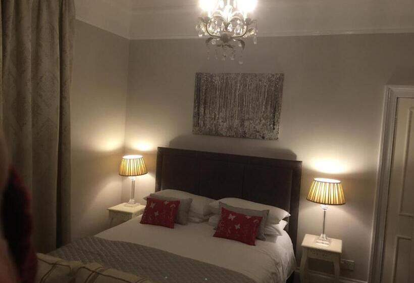 بنسيون Sandpiper House