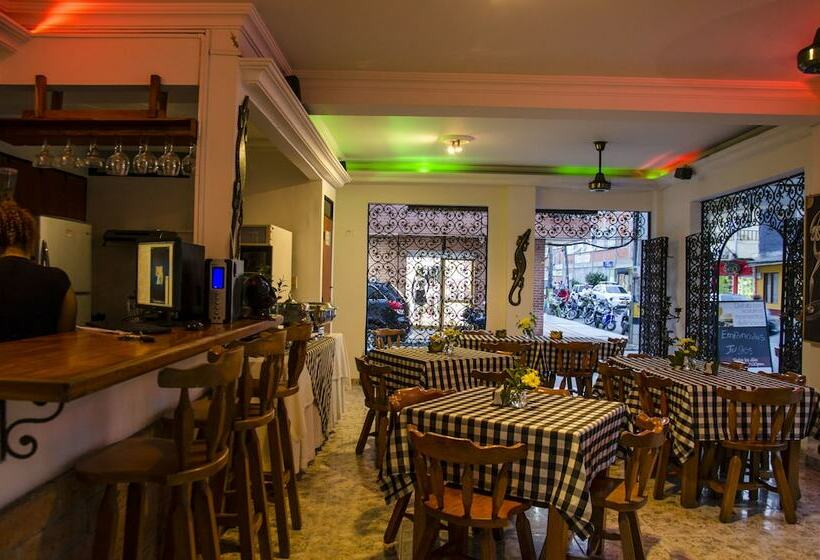 בית מלון כפרי Emberá