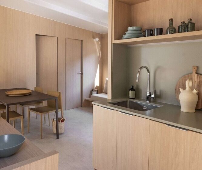 호텔 Wecamp Cala Montgó