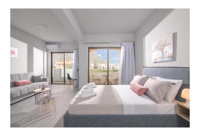 بنسيون Golden Sunlight Hotel By Estia