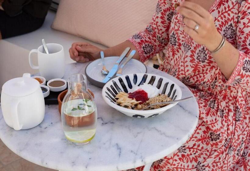 بنسيون Yayaki Spetses