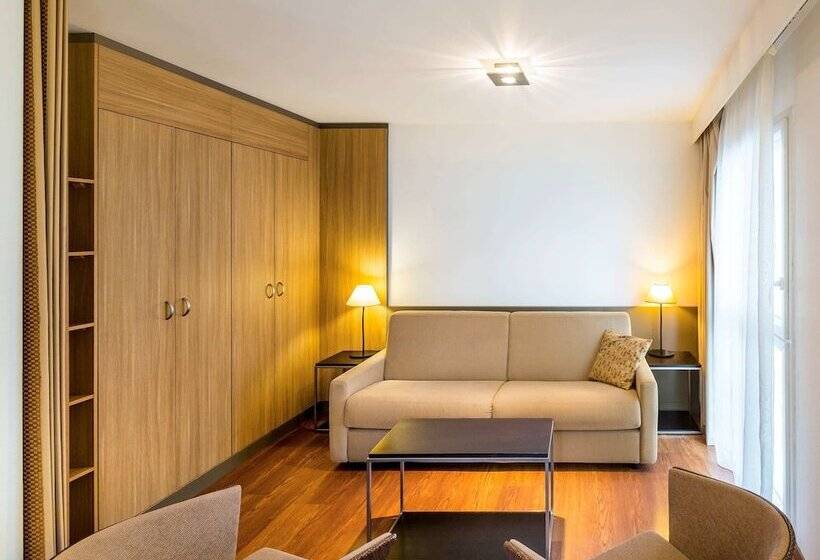 Aparthotel Adagio Nantes Centre