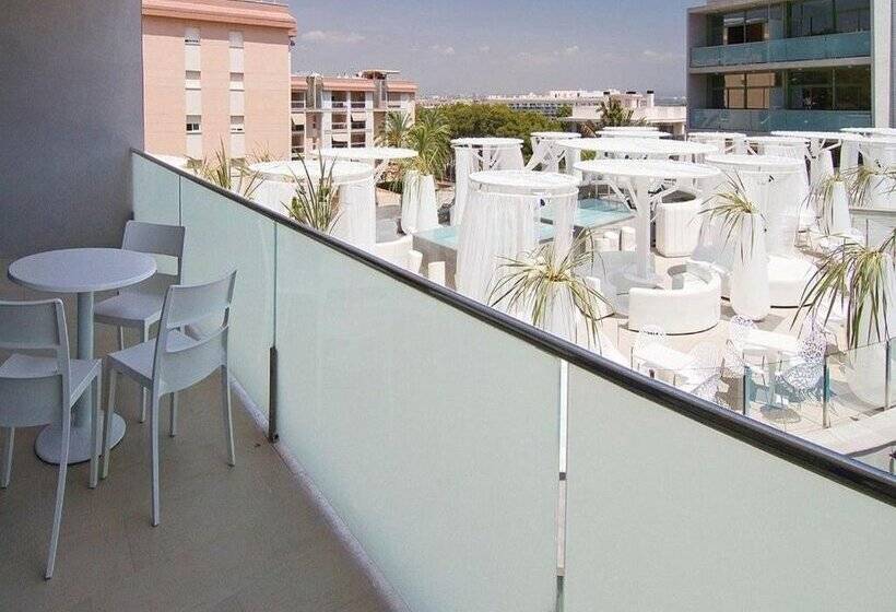 Apolo Suites Rentalmar