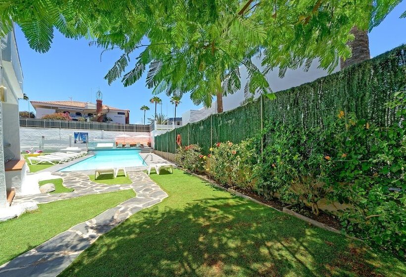 Atlantic Sun Beach - Gay Men Only