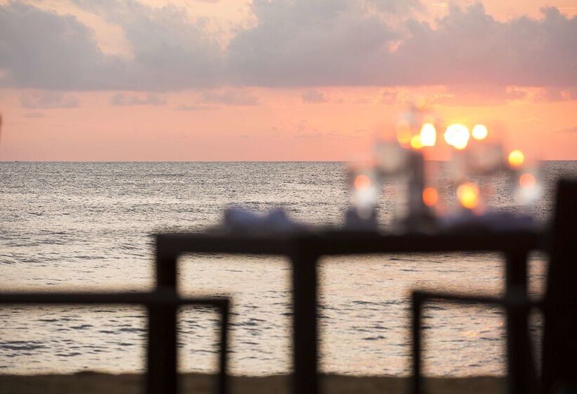 Avani Kalutara Resort