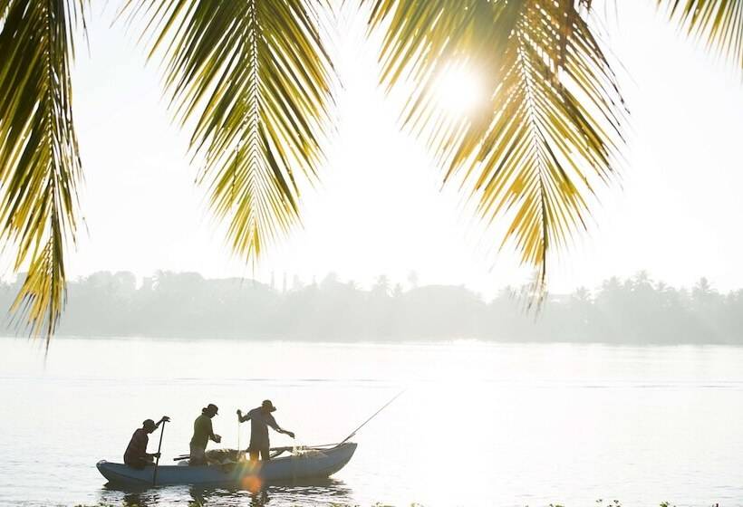 Avani Kalutara Resort