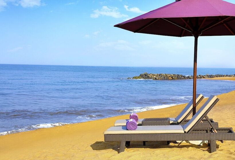 Avani Kalutara Resort