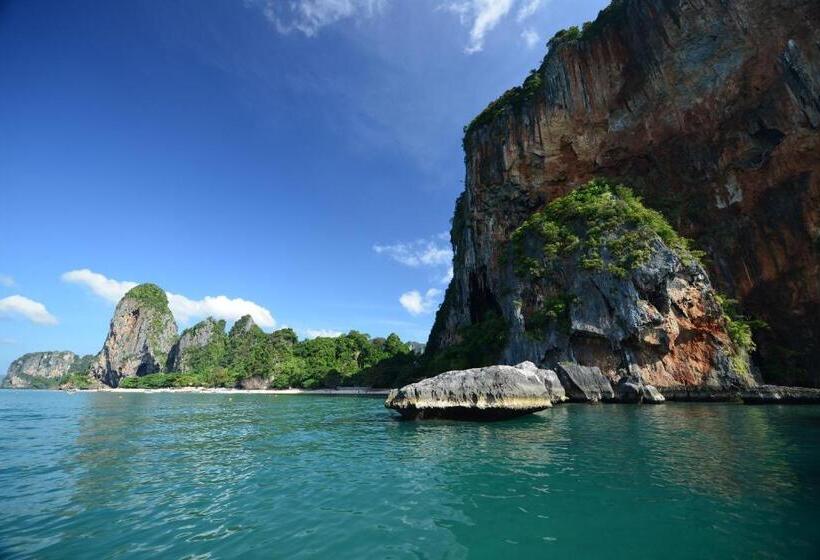 Bhu Nga Thani Resort & Villas Railay