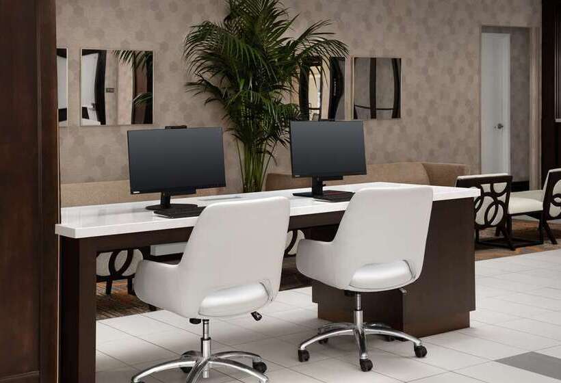 Embassy Suites La Quinta Hotel & Spa