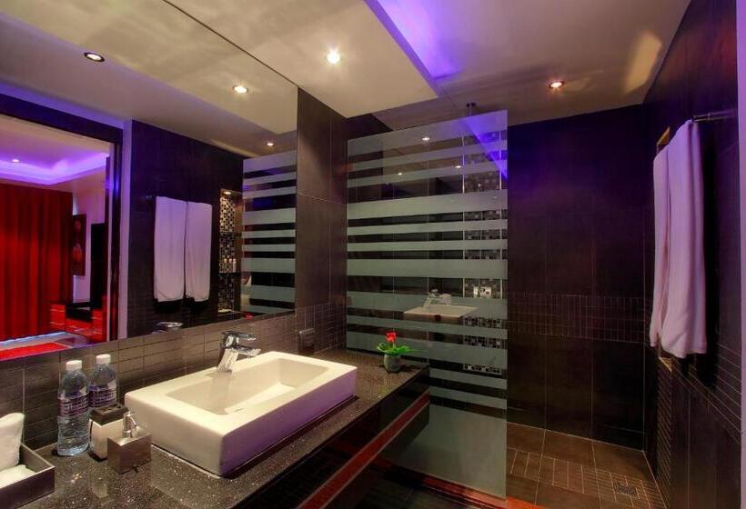 ホテル Absolute Bangla Suites