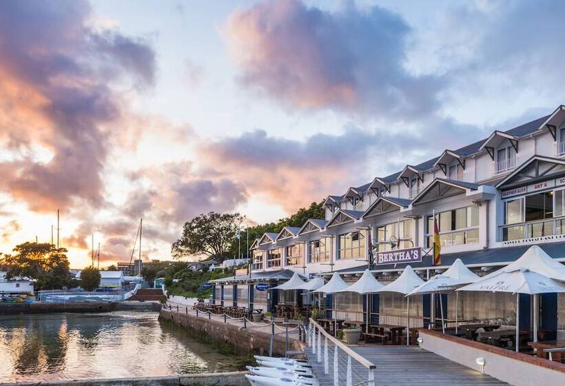 Отель Simon S Town Quayside