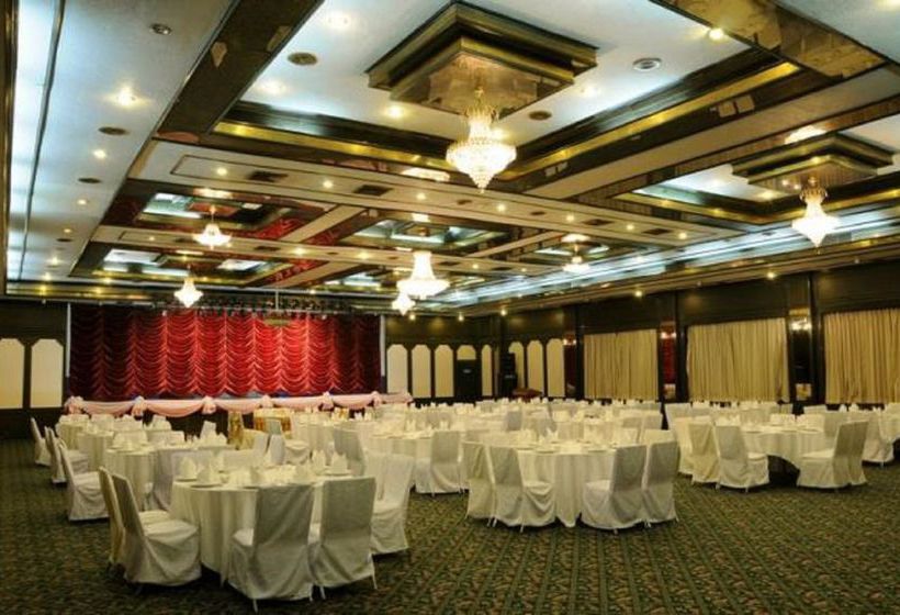 호텔 Amarin Nakorn