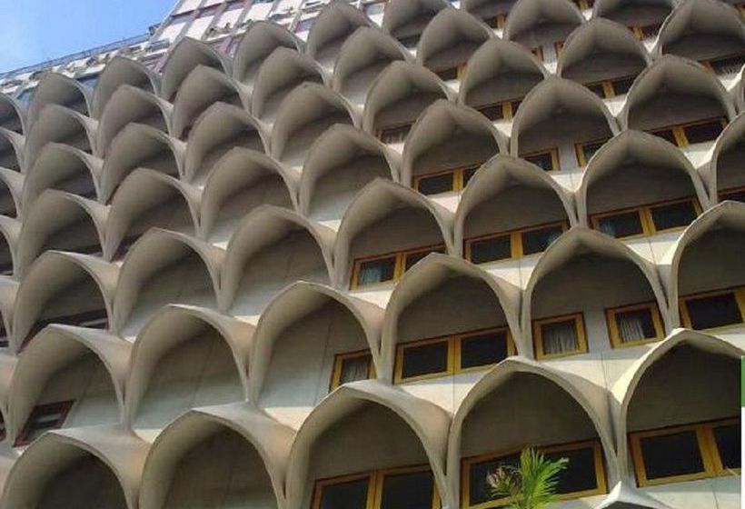 호텔 Amarin Nakorn