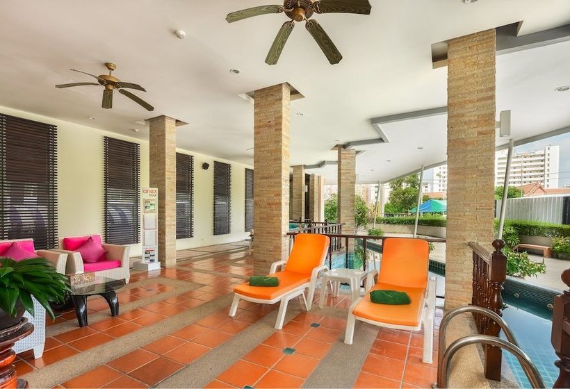 Отель Apk Resort