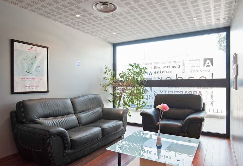 هتل Appart City Classic Nîmes