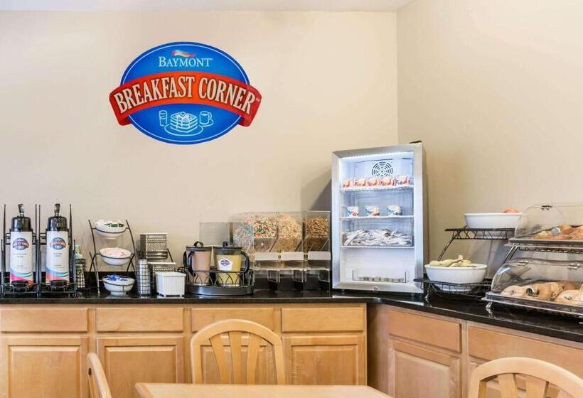 בית מלון כפרי Baymont By Wyndham Indianapolis Northeast