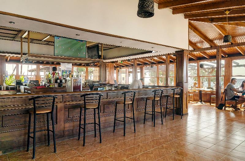 בית מלון כפרי Begeti Bay