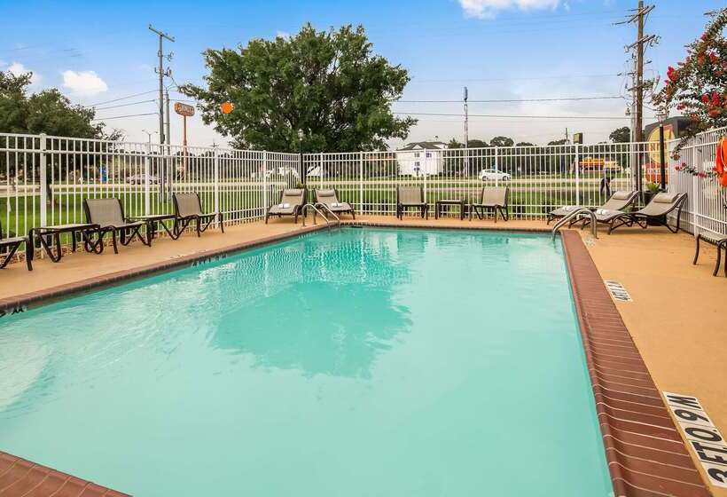 هتل Best Western Lafayette Inn