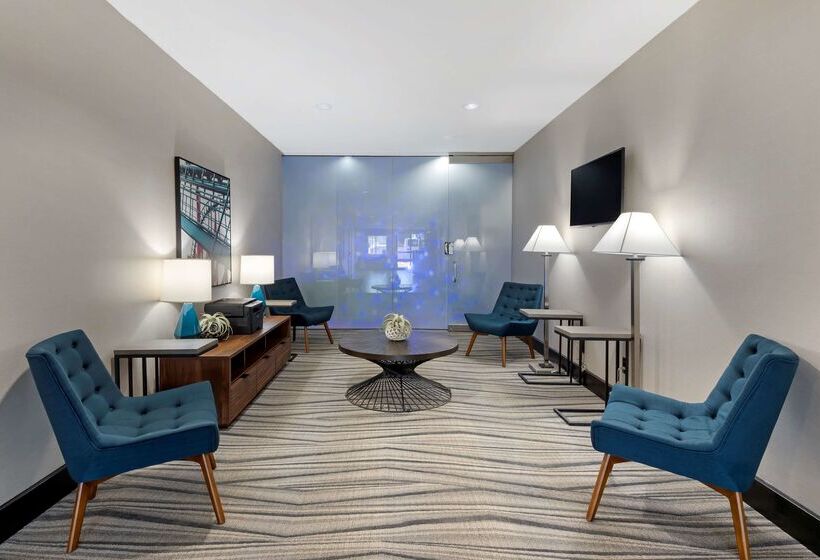 ホテル Best Western Plus Arlington North