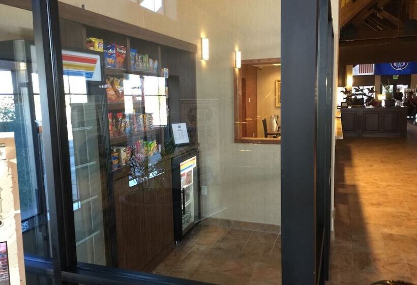 Отель Best Western Plus Bryce Canyon Grand