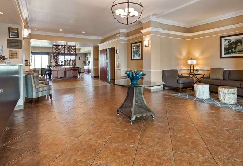 호텔 Best Western Plus Frontier Inn